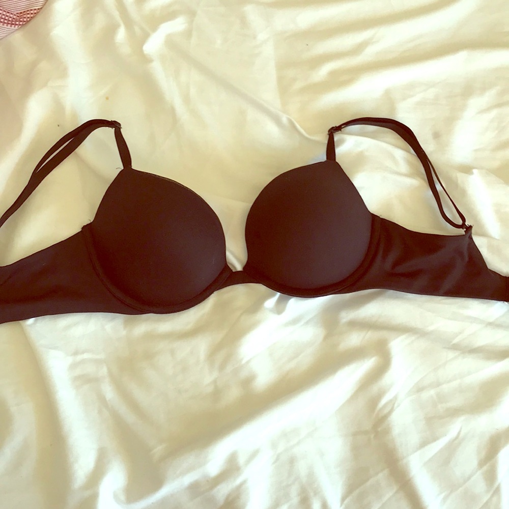 Calvin Klein bra lightly push up)